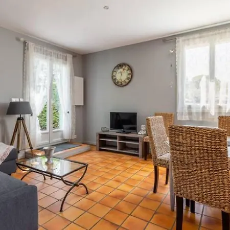 La Bastide De L Etang Appartement LʼIsle-sur-la-Sorgue Buitenkant foto