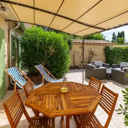 La Bastide De L Etang Appartement LʼIsle-sur-la-Sorgue Buitenkant foto