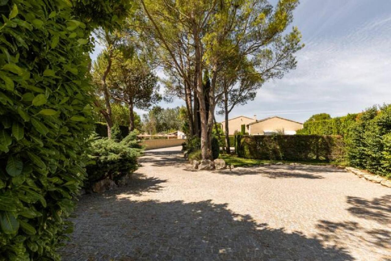 La Bastide De L Etang LʼIsle-sur-la-Sorgue